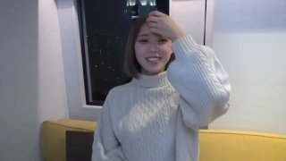 二指探洞舒服吗美好的列车性爱邂逅